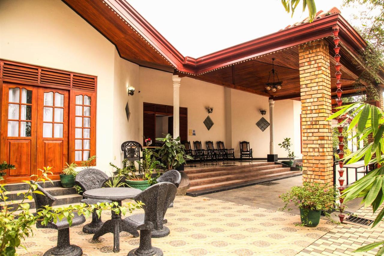 Sangrilla Holiday Resort - Level 1 Certified บันดาราเวลา ภายนอก รูปภาพ